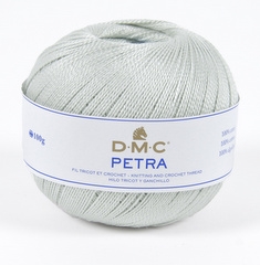 DMC Petra nr. 5 farve 53024 lys grå